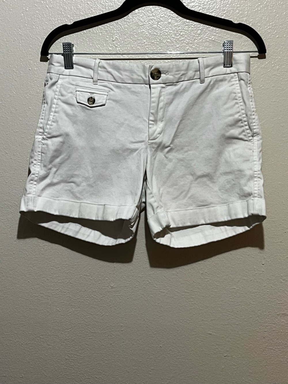 Banana Republic City Chino White Shorts Size 2 Cuffed Casual Summer